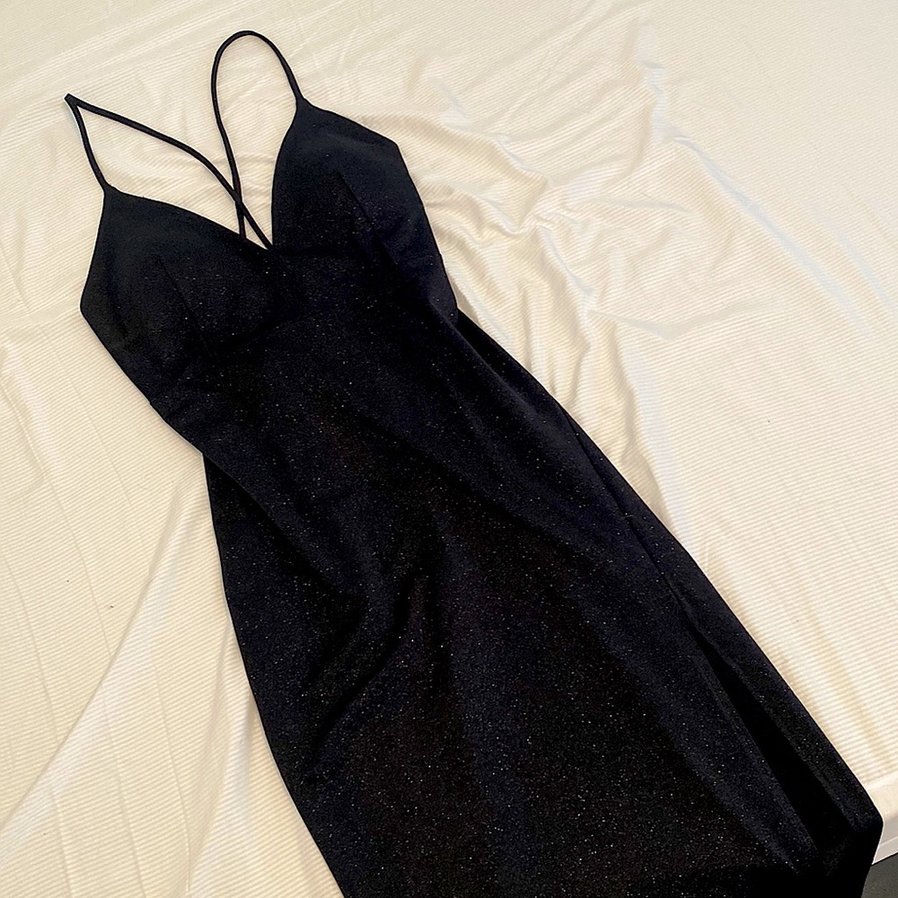 Bodycon black sparkle midi dress
